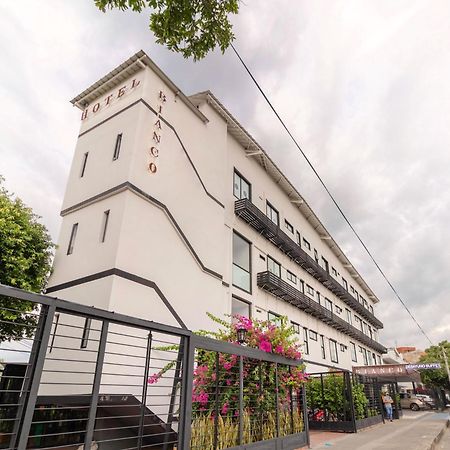 Bianco Hotel Boutique Cúcuta Exteriör bild